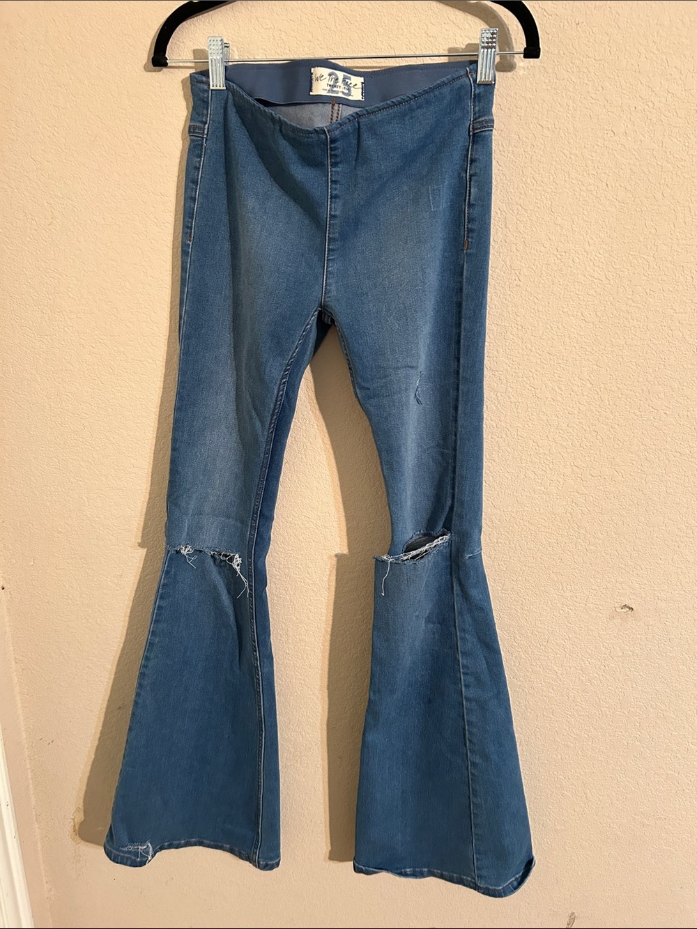 Free People Medium Blue Flare Jeans with Knee Rips
